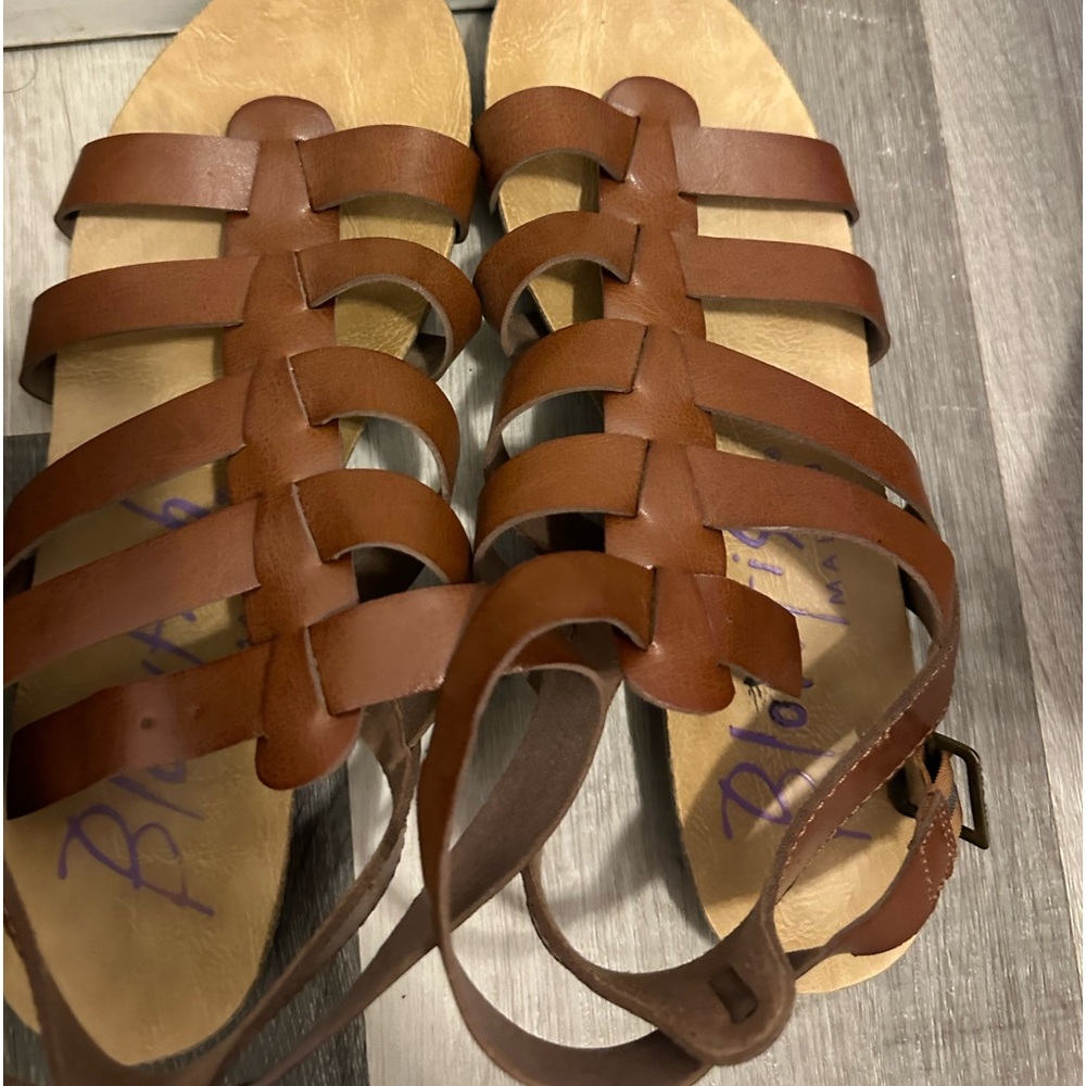 Blowfish brown strappy sandals